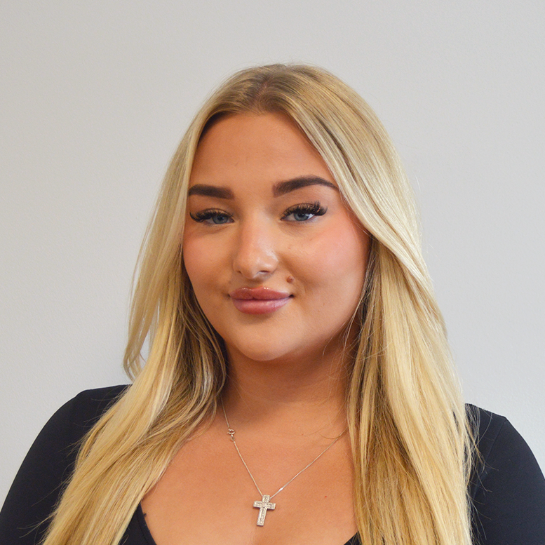 Scarlett Swannell - Private Client Support